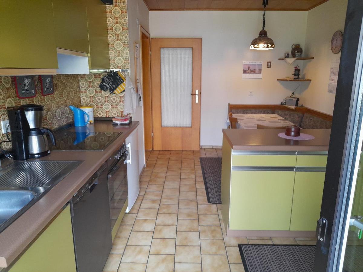 Ferienwohnung Woelbert Altendiez Esterno foto
