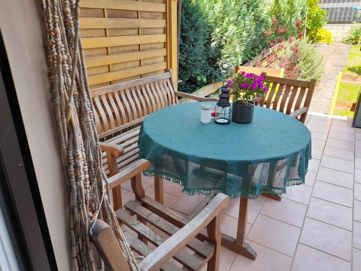 Ferienwohnung Woelbert Altendiez Esterno foto