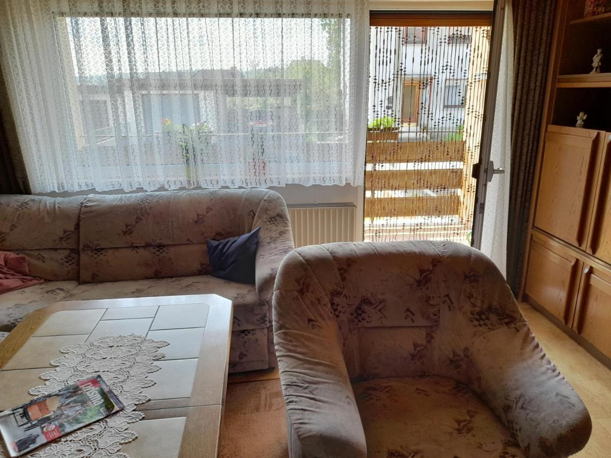 Ferienwohnung Woelbert Altendiez Esterno foto